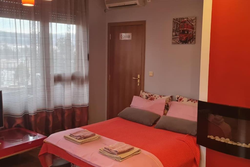 Unique Studio- Great Balcony And View! Parking Possibility! Veliko Tarnovo Exteriér fotografie